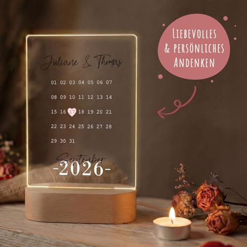 GRAVURZEILE Beleuchtetes Acrylglas - Kalender mit Jahrestag - Personalisierte mit Namen & Datum - Pärchengeschenk zum Jubiläum - Geschenk zur Hochzeit Valentinstag für Sie & Ihn - Farbe: Schwarz